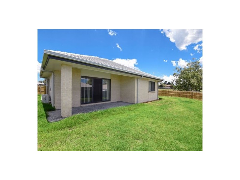 6 Amanda Place, Helidon QLD 4344
