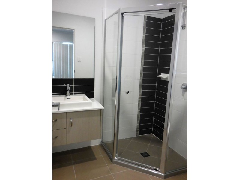 6 Amanda Place, Helidon QLD 4344