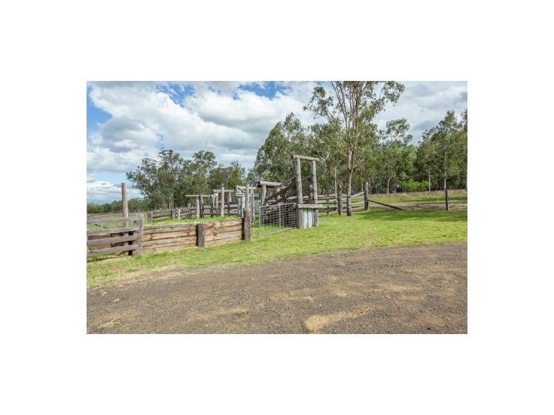 315 Spa Water Rd, Withcott QLD 4352