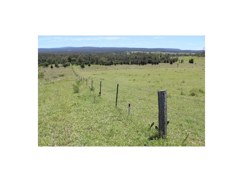 103 Hartz Rd, Iredale QLD 4344