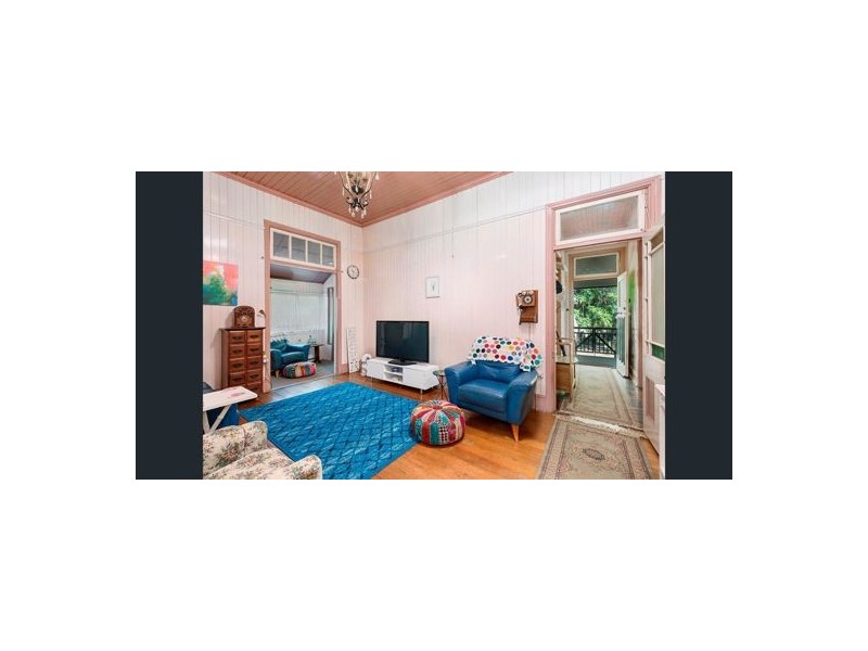 “The Old Manage 7 Railway Street, Helidon QLD 4344