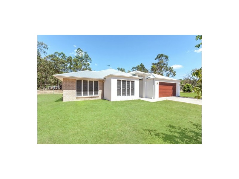 19 Kimdonn Drive, Withcott QLD 4352