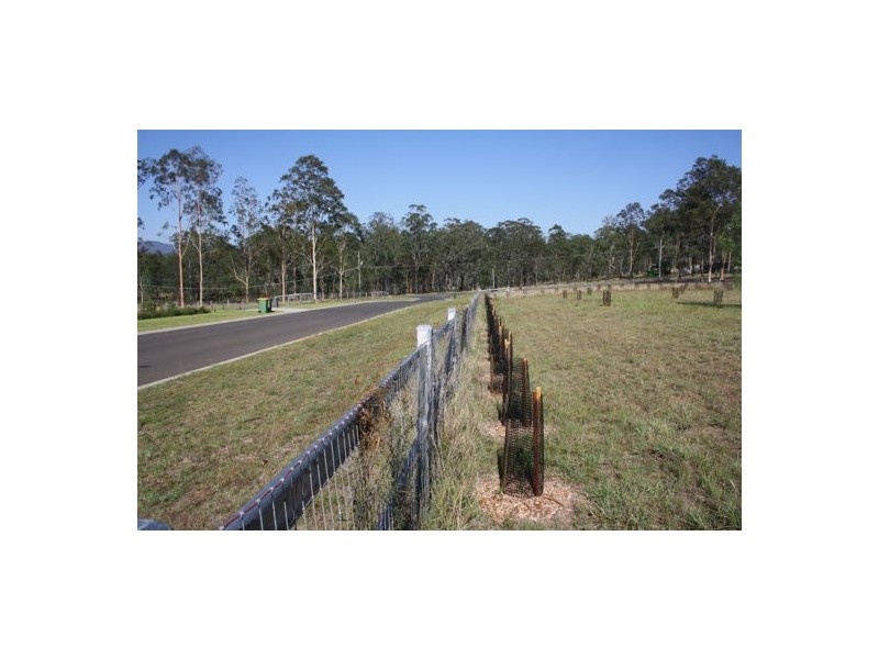 11 Lionel Drive, Helidon Spa QLD 4344