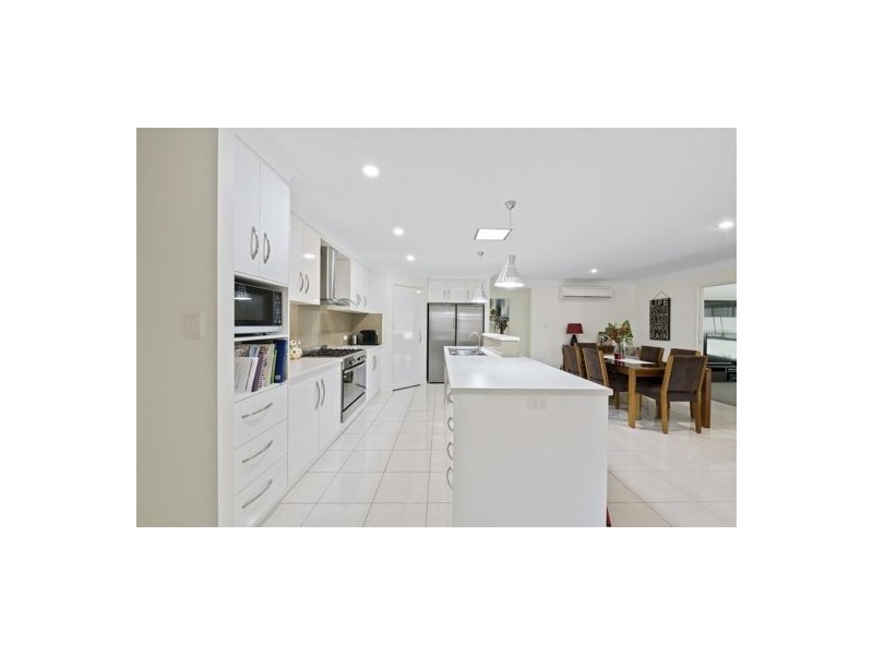 12 Kimdonn Drive, Withcott QLD 4352