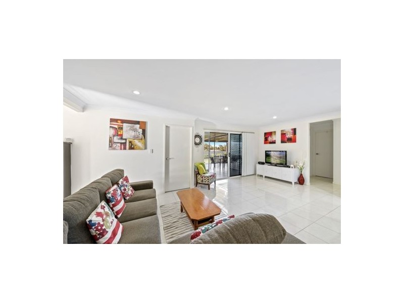 12 Kimdonn Drive, Withcott QLD 4352