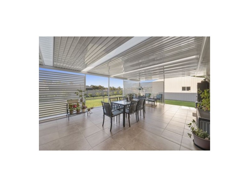 12 Kimdonn Drive, Withcott QLD 4352