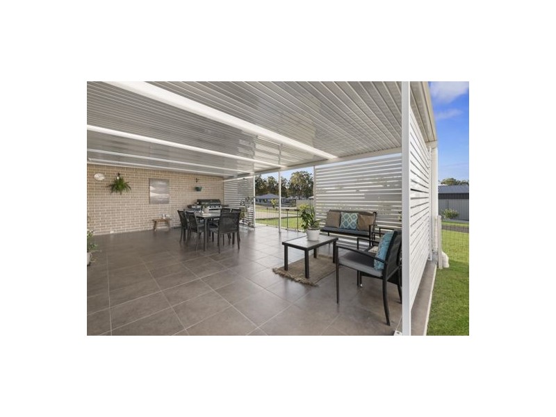 12 Kimdonn Drive, Withcott QLD 4352