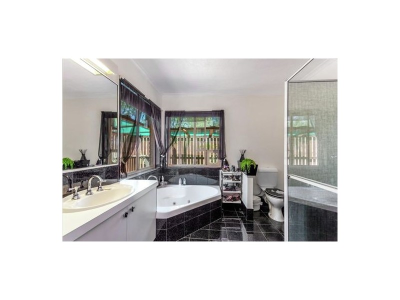 22 Ashland Road, Helidon Spa QLD 4344