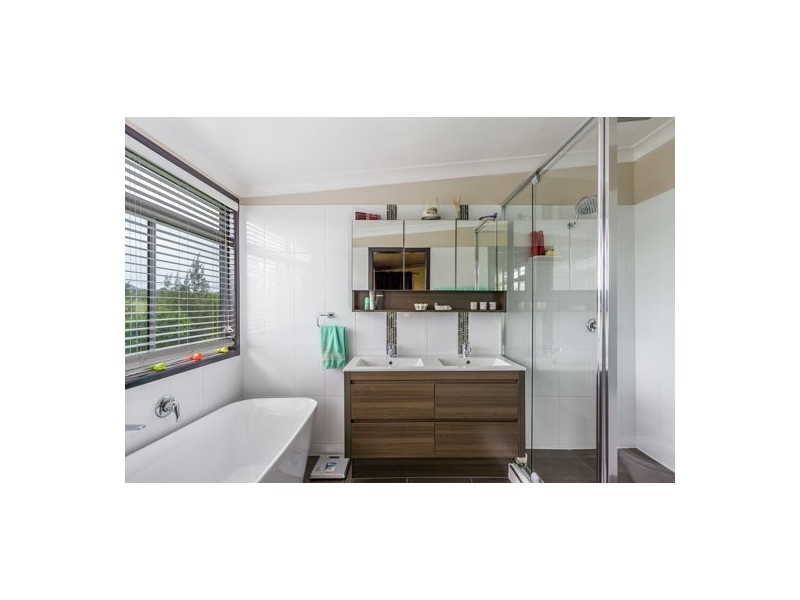 160 Murphys Creek Road, Postmans Ridge QLD 4352