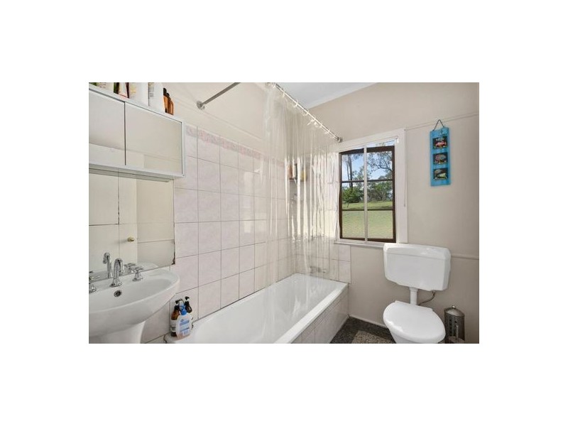 558 Philps Road, Grantham QLD 4347