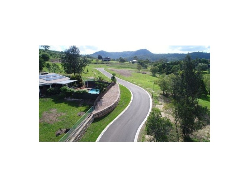 11 Bottle Tree Court, Withcott QLD 4352
