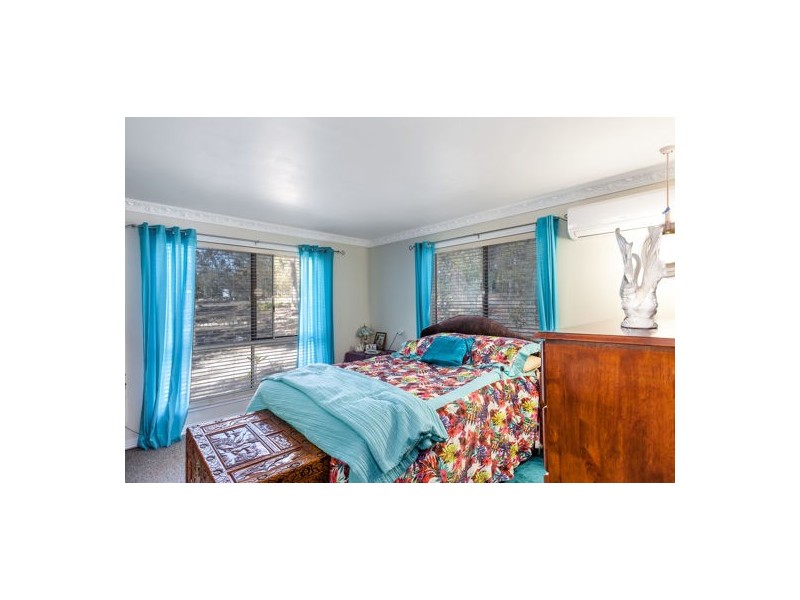 102 Milora Road, Upper Lockyer QLD 4352