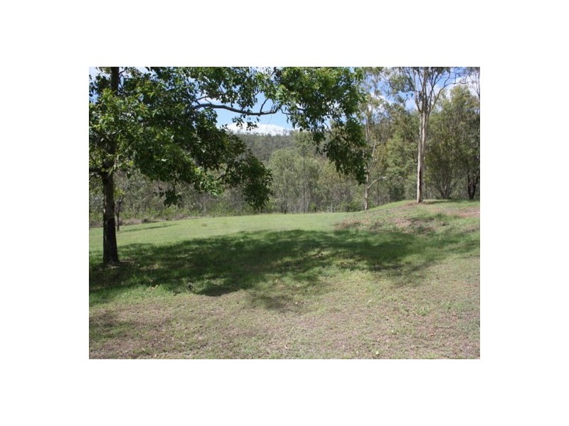 427 Jones Rd, Withcott QLD 4352