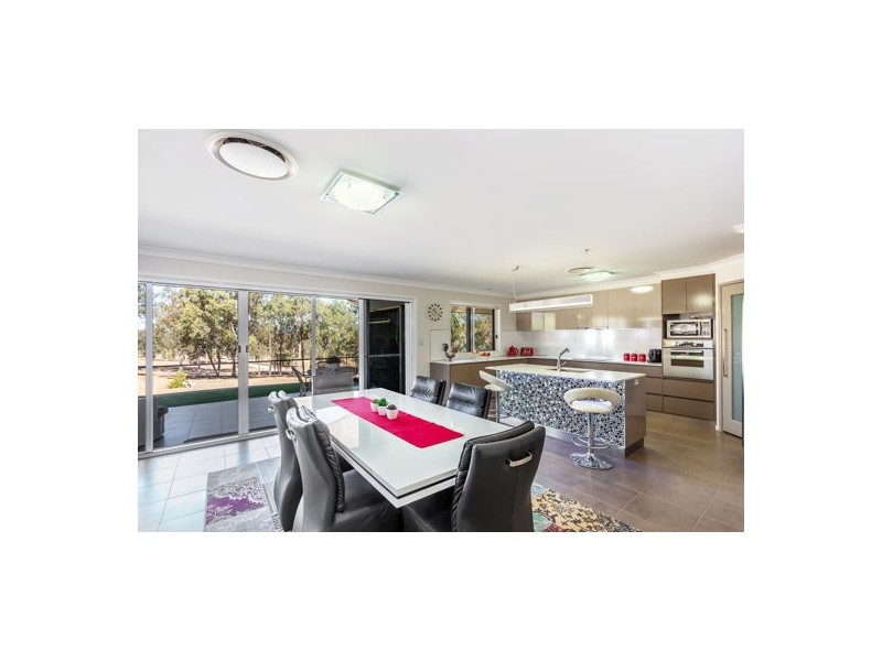 20 Costello Road, Upper Lockyer QLD 4352
