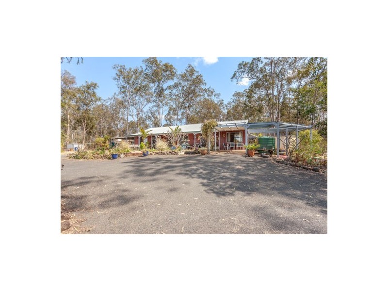 111 Koreelah Street, Upper Lockyer QLD 4352