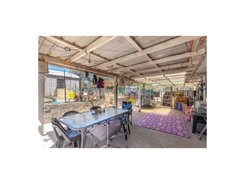 10 Cemetery Road, Murphys Creek QLD 4352