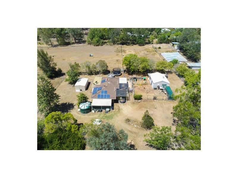 10 Cemetery Road, Murphys Creek QLD 4352