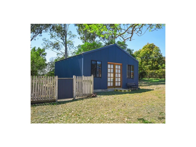 3 Karene Court, Withcott QLD 4352