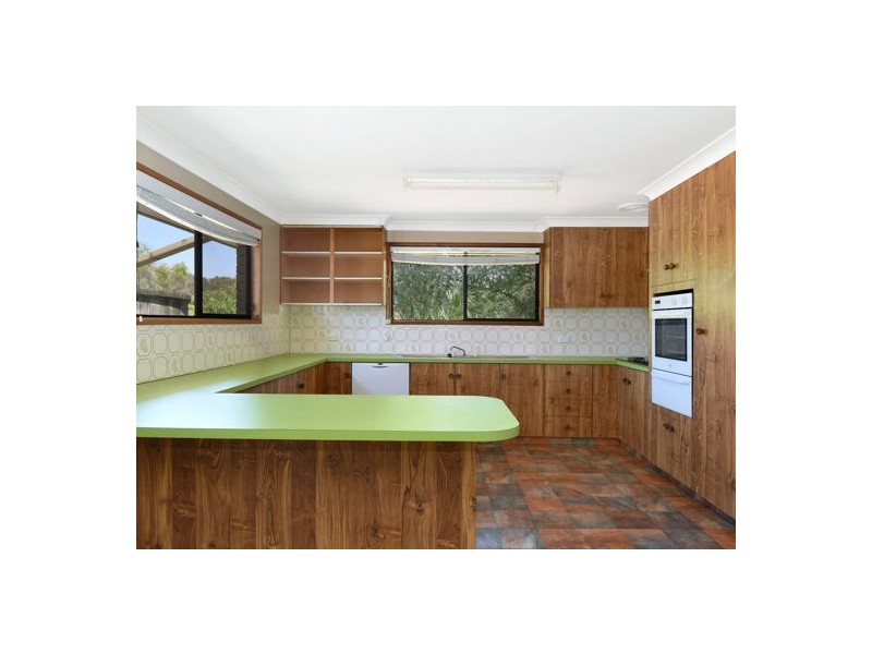 3 Karene Court, Withcott QLD 4352