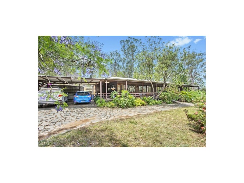 7 Gosper Road, Murphys Creek QLD 4352