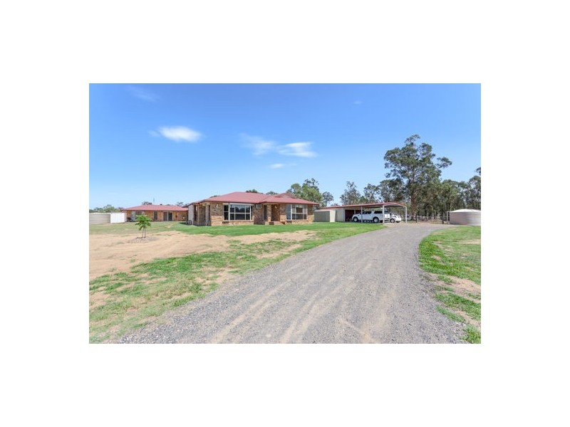 12 Anna Court, Placid Hills QLD 4343