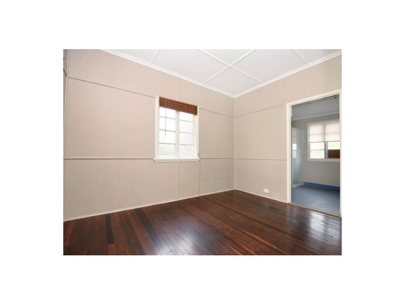 7 Water Street, Helidon QLD 4344