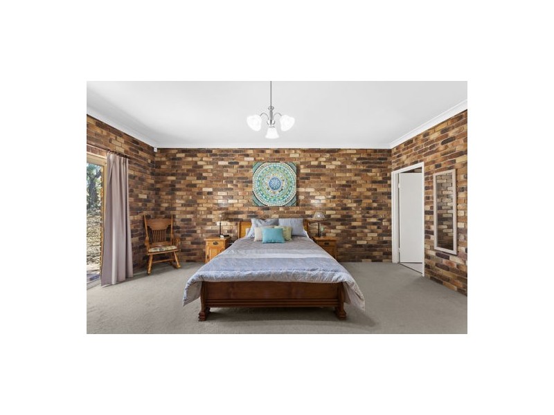 17 Wandin Road, Withcott QLD 4352