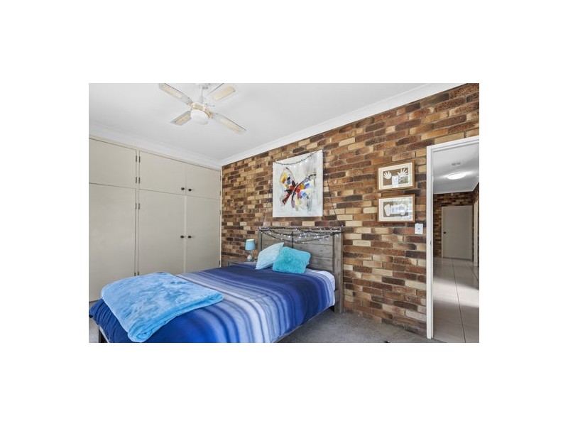 17 Wandin Road, Withcott QLD 4352