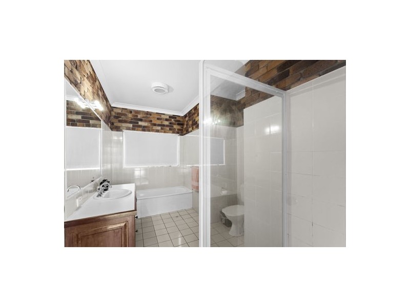 17 Wandin Road, Withcott QLD 4352