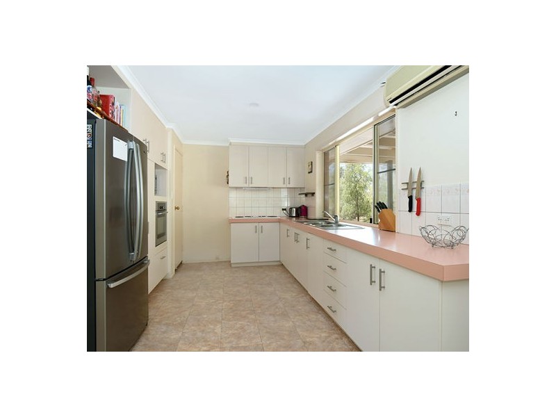17 Squires Road, Lockyer QLD 4344