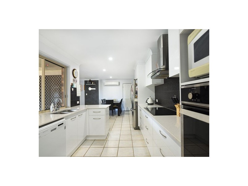24 Helendale Drive, Helidon Spa QLD 4344