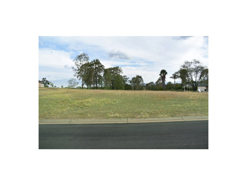 57 Parklea Drive, Placid Hills QLD 4343