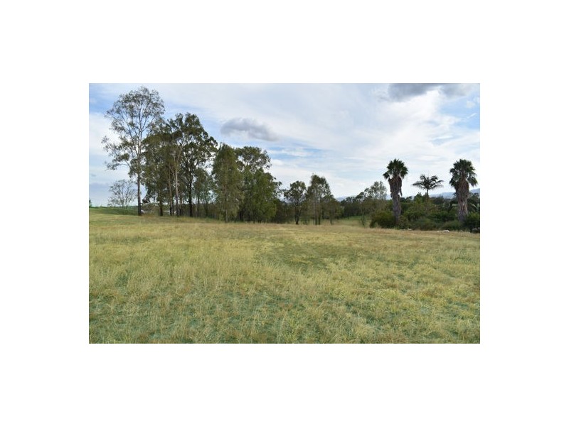 57 Parklea Drive, Placid Hills QLD 4343