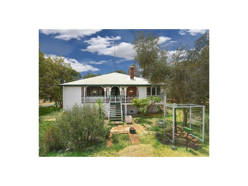 30 Laidley Street, Helidon QLD 4344