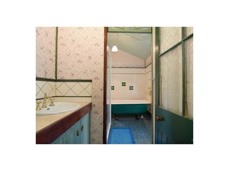 30 Laidley Street, Helidon QLD 4344