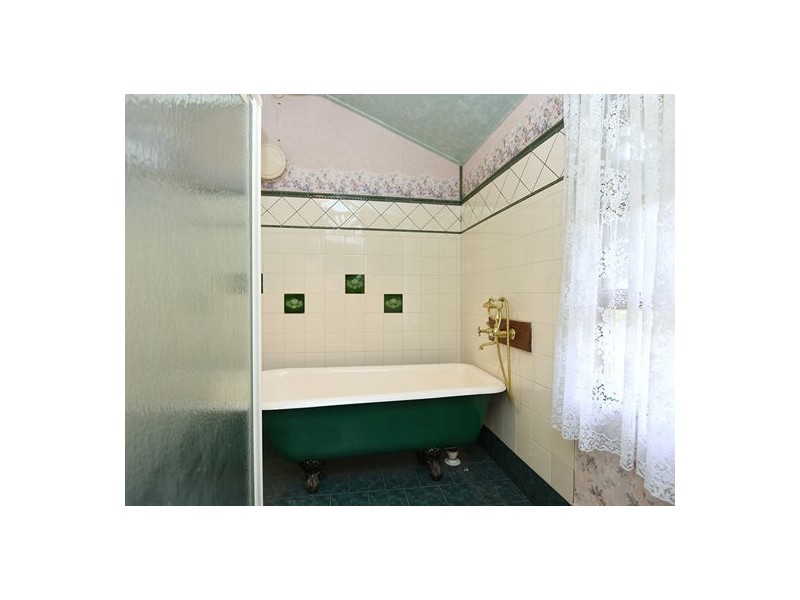 30 Laidley Street, Helidon QLD 4344