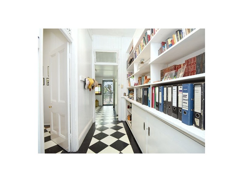 30 Laidley Street, Helidon QLD 4344