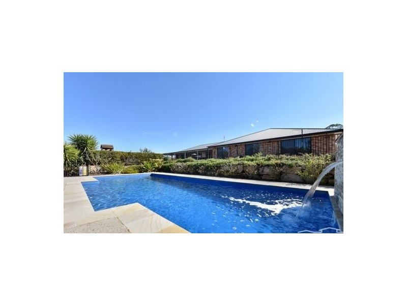 12 Parkridge Drive, Withcott QLD 4352