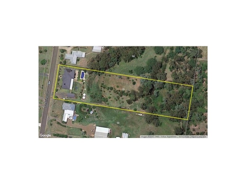 12 Parkridge Drive, Withcott QLD 4352