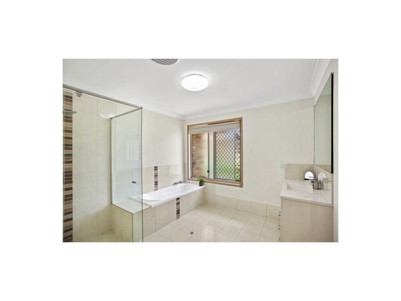 12 Anna Court, Placid Hills QLD 4343