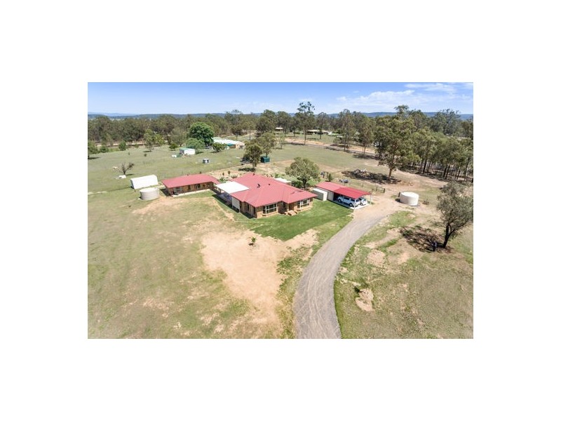 12 Anna Court, Placid Hills QLD 4343