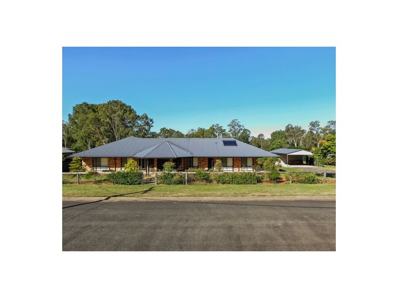 12 Parkridge Drive, Withcott QLD 4352