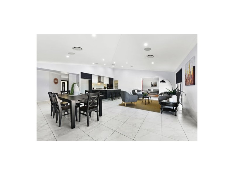 12 Parkridge Drive, Withcott QLD 4352