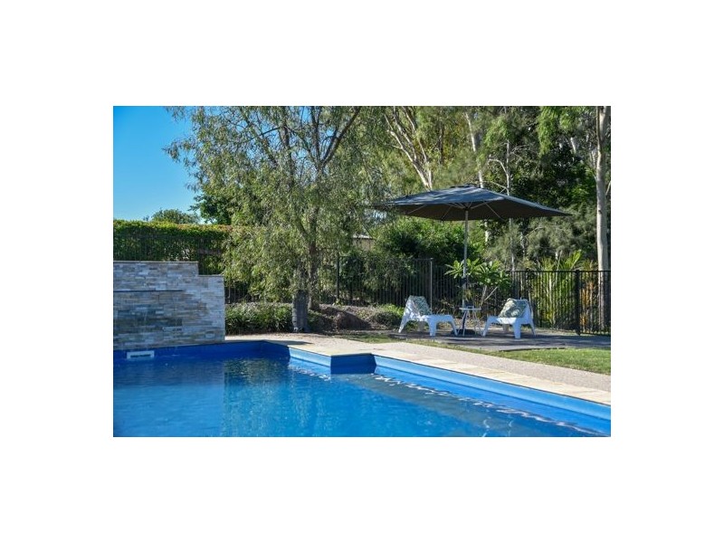 12 Parkridge Drive, Withcott QLD 4352