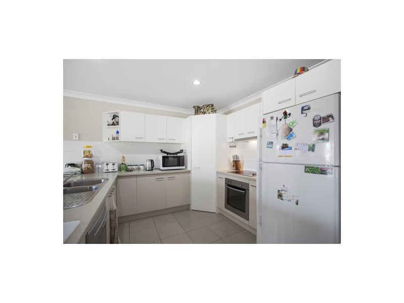 8 Paige Place, Helidon QLD 4344