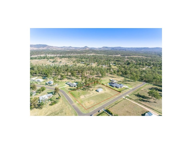 16 Lionel Drive, Helidon Spa QLD 4344