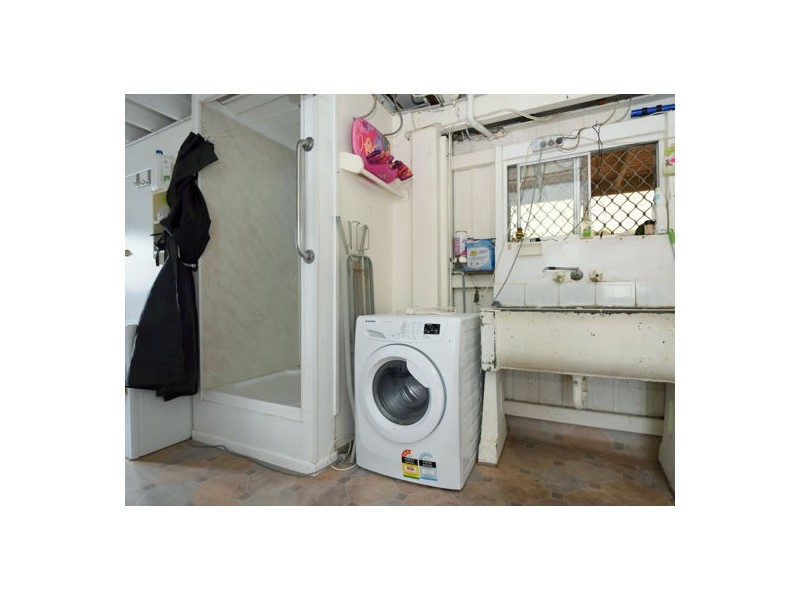 12 Airforce Road, Helidon QLD 4344