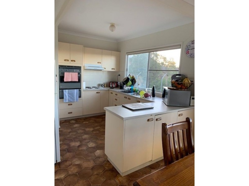 76 Dolleys Rd, Withcott QLD 4352