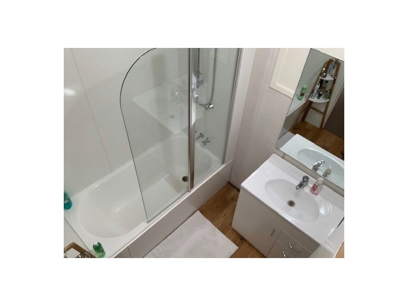 76 Dolleys Rd, Withcott QLD 4352