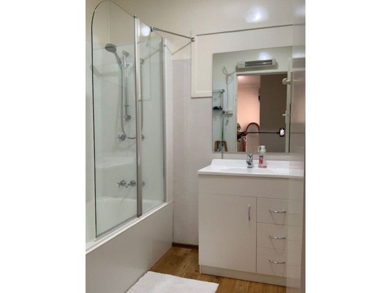 76 Dolleys Rd, Withcott QLD 4352